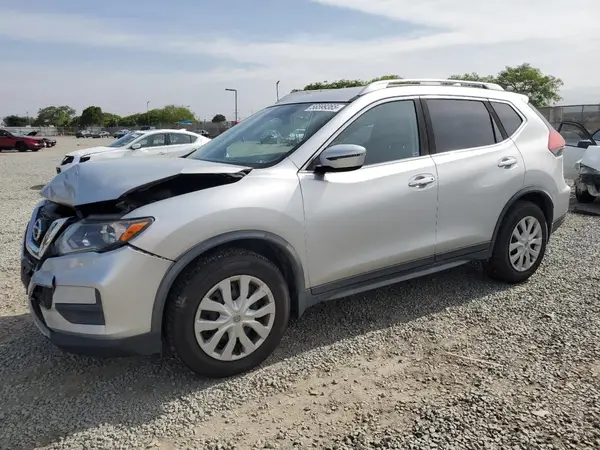 JN8AT2MT0HW394558 2017 NISSAN ROGUE - Image 1