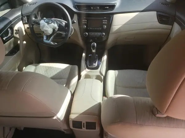 JN8AT2MT0HW394947 2017 NISSAN ROGUE - Image 8