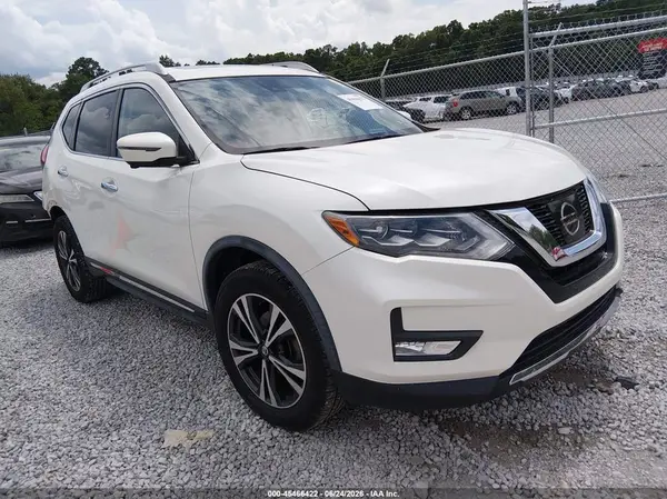 JN8AT2MT0HW405235 2017 NISSAN ROGUE - Image 1