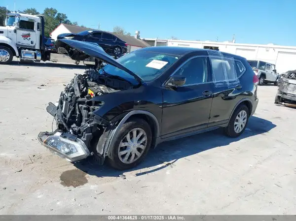 JN8AT2MT0HW405901 2017 NISSAN ROGUE - Image 2