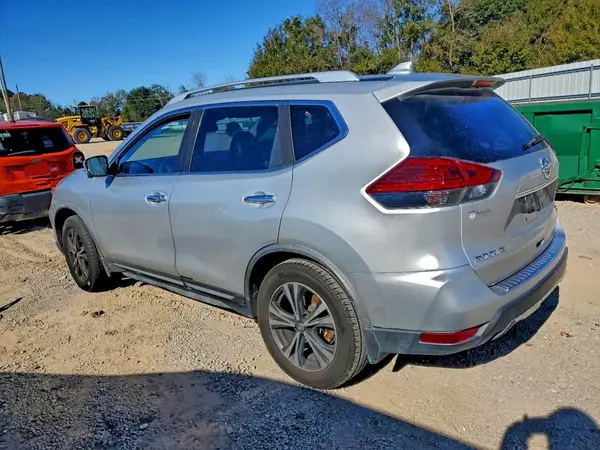 JN8AT2MT0HW406384 2017 NISSAN ROGUE - Image 2