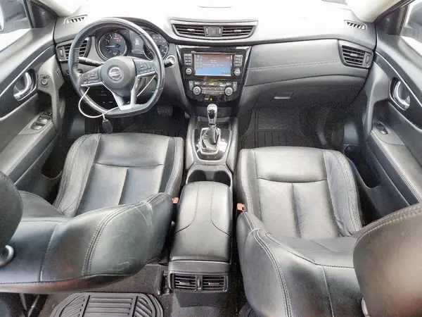 JN8AT2MT0HW407650 2017 NISSAN ROGUE - Image 8