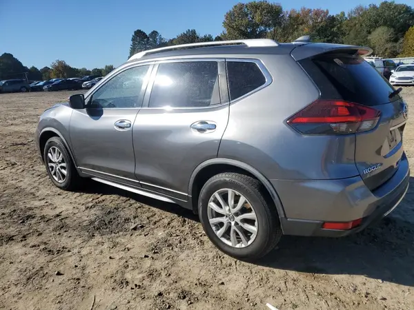 JN8AT2MT0JW450665 2018 NISSAN ROGUE - Image 2