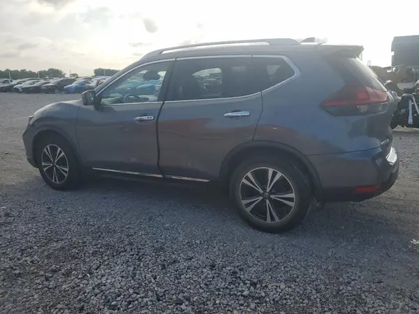 JN8AT2MT0JW451959 2018 NISSAN ROGUE - Image 2
