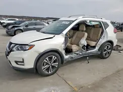 JN8AT2MT0JW452755 2018 NISSAN ROGUE
