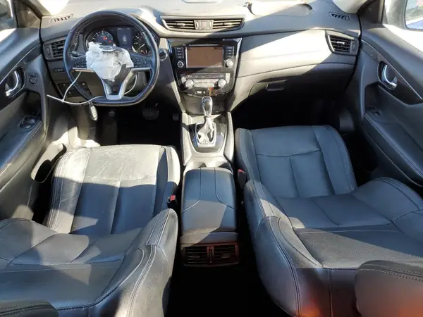 JN8AT2MT0JW452979 2018 NISSAN ROGUE - Image 8
