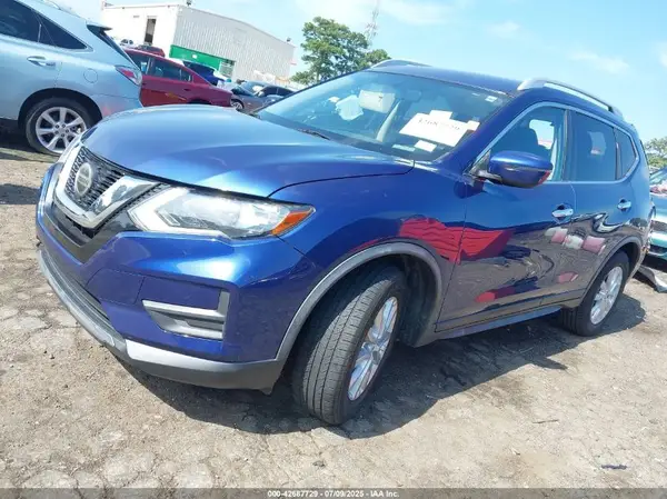 JN8AT2MT0JW453663 2018 NISSAN ROGUE - Image 2