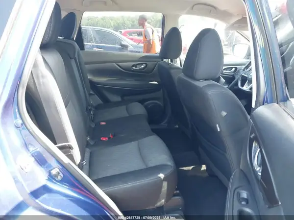 JN8AT2MT0JW453663 2018 NISSAN ROGUE - Image 8
