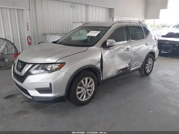 JN8AT2MT0JW453954 2018 NISSAN ROGUE - Image 2