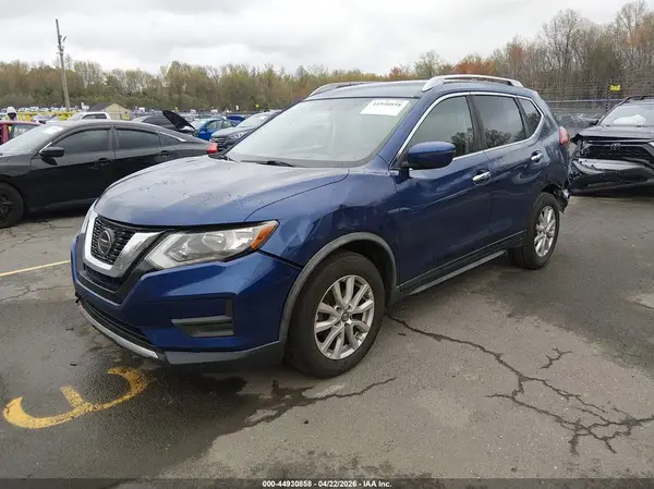 JN8AT2MT0JW454179 2018 NISSAN ROGUE - Image 2