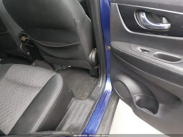JN8AT2MT0JW454179 2018 NISSAN ROGUE - Image 8