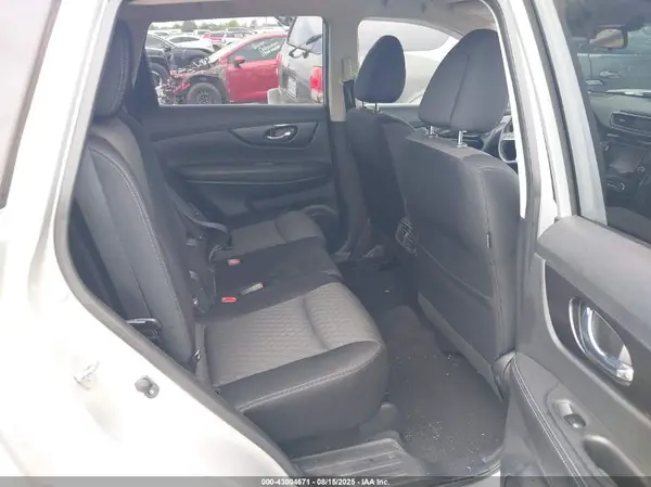 JN8AT2MT0JW454585 2018 NISSAN ROGUE - Image 8
