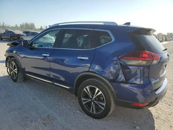 JN8AT2MT0JW461584 2018 NISSAN ROGUE - Image 2