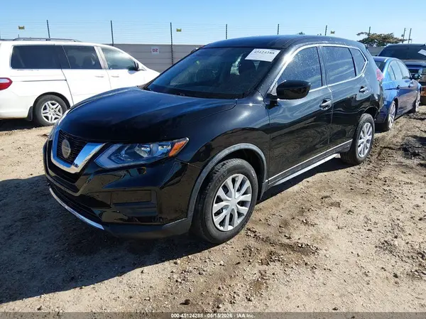 JN8AT2MT0JW463092 2018 NISSAN ROGUE - Image 2