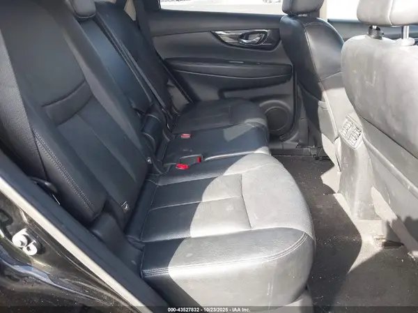 JN8AT2MT0JW469507 2018 NISSAN ROGUE - Image 8