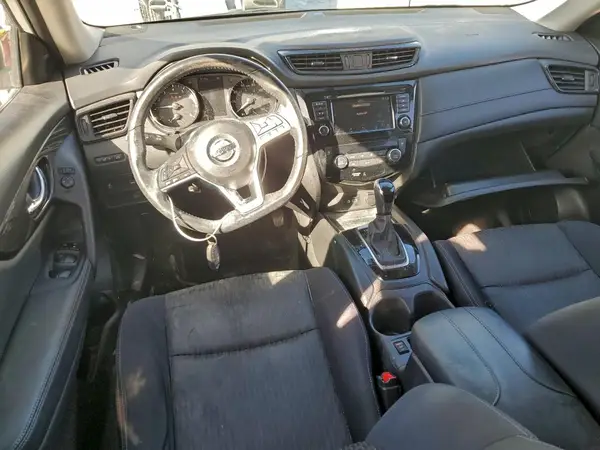 JN8AT2MT0JW470091 2018 NISSAN ROGUE - Image 8