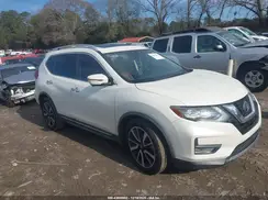 JN8AT2MT0JW485268 2018 NISSAN ROGUE
