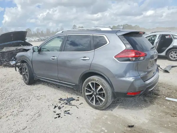 JN8AT2MT0JW488963 2018 NISSAN ROGUE - Image 2