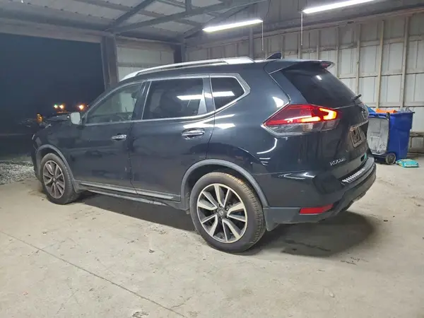 JN8AT2MT0JW490664 2018 NISSAN ROGUE - Image 2