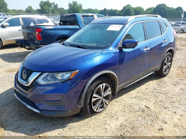 JN8AT2MT0KW252623 2019 NISSAN ROGUE - Image 2