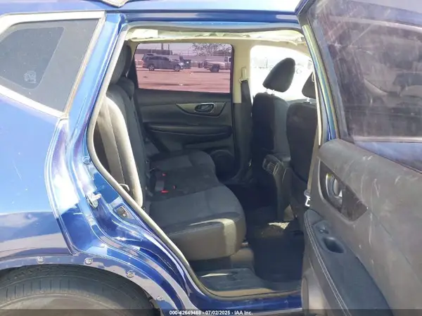 JN8AT2MT0KW253965 2019 NISSAN ROGUE - Image 8