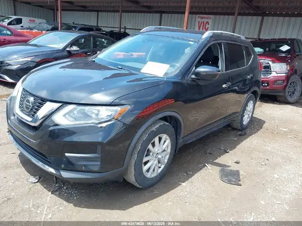 JN8AT2MT0KW255389 2019 NISSAN ROGUE - Image 2