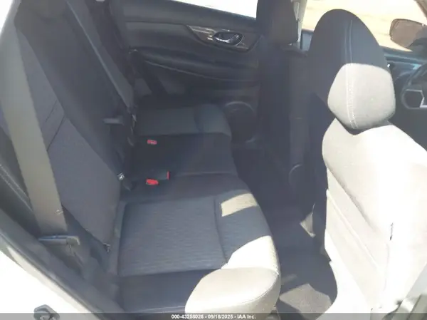 JN8AT2MT0KW256736 2019 NISSAN ROGUE - Image 8