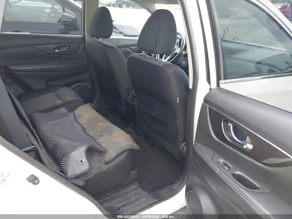 JN8AT2MT0KW263931 2019 NISSAN ROGUE - Image 8