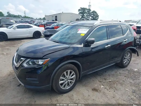 JN8AT2MT0KW266652 2019 NISSAN ROGUE - Image 2
