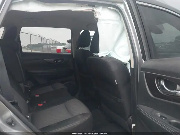 JN8AT2MT0KW268806 2019 NISSAN ROGUE - Image 8