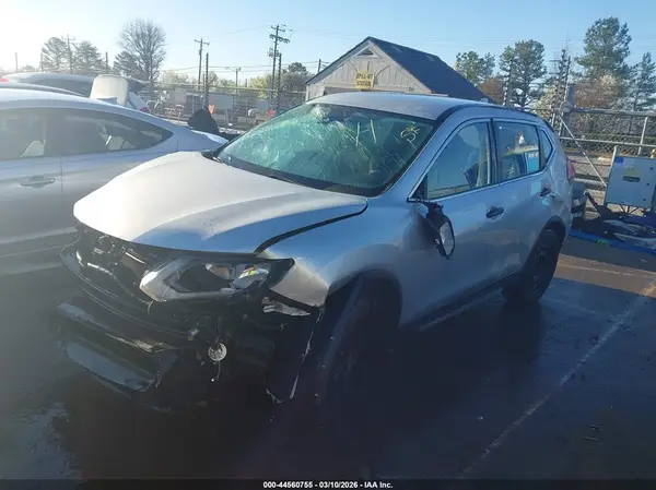 JN8AT2MT0KW500496 2019 NISSAN ROGUE - Image 2