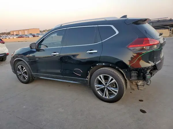JN8AT2MT0KW501017 2019 NISSAN ROGUE - Image 2