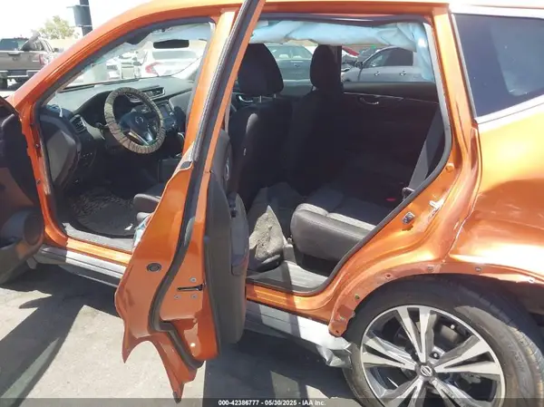 JN8AT2MT0LW002624 2020 NISSAN ROGUE - Image 8