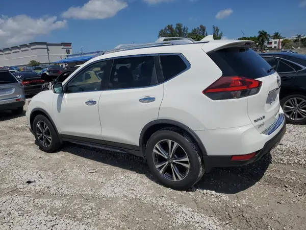 JN8AT2MT0LW008875 2020 NISSAN ROGUE - Image 2