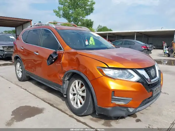 JN8AT2MT0LW010383 2020 NISSAN ROGUE - Image 1