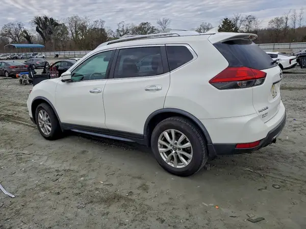 JN8AT2MT0LW015924 2020 NISSAN ROGUE - Image 2