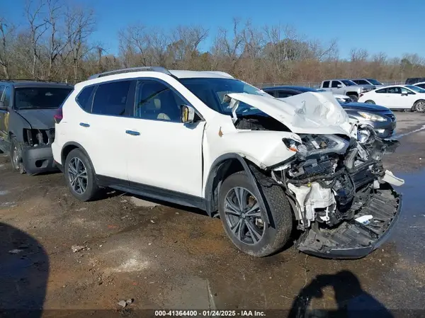 JN8AT2MT0LW016121 2020 NISSAN ROGUE - Image 1