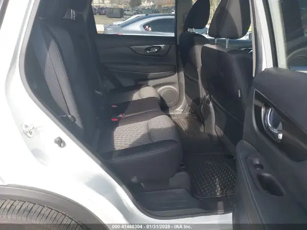 JN8AT2MT0LW033095 2020 NISSAN ROGUE - Image 8
