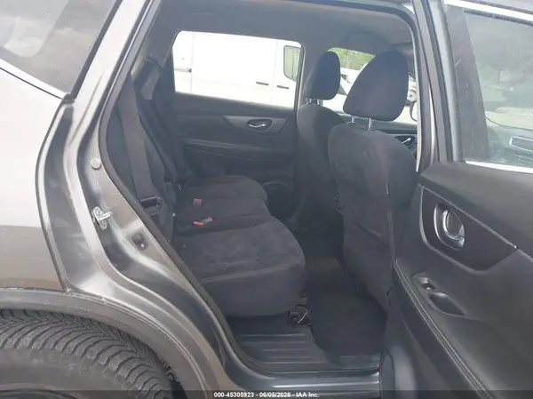 JN8AT2MT1GW007949 2016 NISSAN ROGUE - Image 8