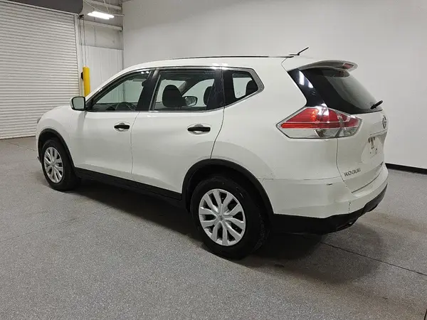 JN8AT2MT1GW009894 2016 NISSAN ROGUE - Image 2