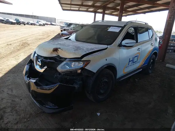 JN8AT2MT1GW012195 2016 NISSAN ROGUE - Image 2