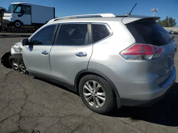 JN8AT2MT1GW013072 2016 NISSAN ROGUE - Image 2