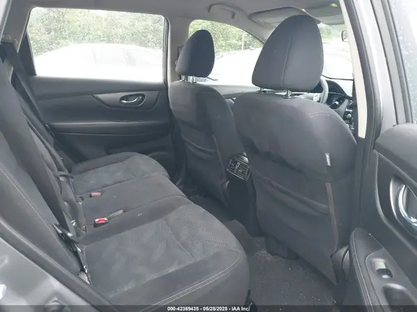 JN8AT2MT1GW015789 2016 NISSAN ROGUE - Image 8