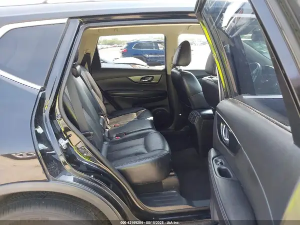 JN8AT2MT1GW019583 2016 NISSAN ROGUE - Image 8
