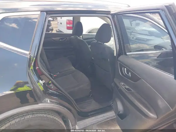 JN8AT2MT1GW022404 2016 NISSAN ROGUE - Image 8