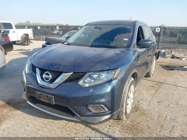 JN8AT2MT1GW028820 2016 NISSAN ROGUE - Image 2