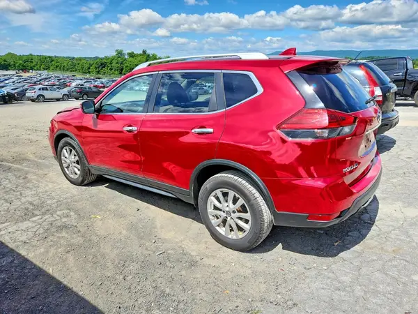 JN8AT2MT1HW130264 2017 NISSAN ROGUE - Image 2