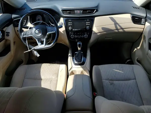 JN8AT2MT1HW130264 2017 NISSAN ROGUE - Image 8