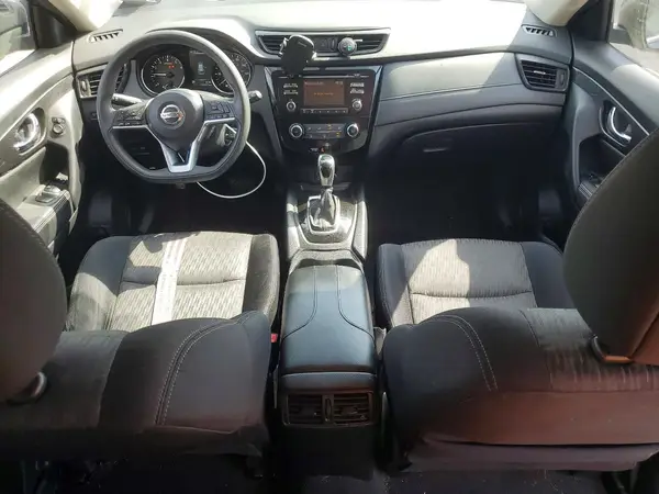 JN8AT2MT1HW131026 2017 NISSAN ROGUE - Image 8