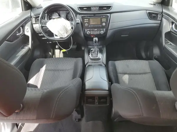 JN8AT2MT1HW131379 2017 NISSAN ROGUE - Image 8